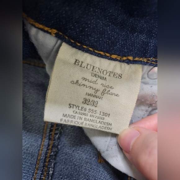 Bluenotes Midrise Skinny Flare jeans - Picture 3 of 5